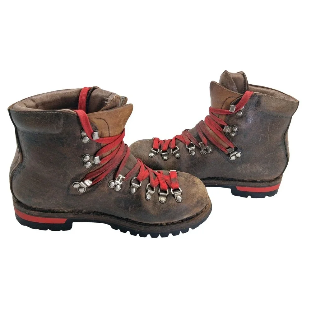 Vintage Raichle LeatherBoots Mens Size 9 Wide Brown Hiking Vibram Ankle Trail